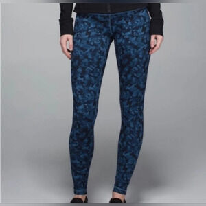Lululemon "Wunder Under" Full length printed leggings blue sz 4 Yoga Athleisure
